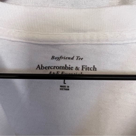 Abercrombie & Fitch White Boyfriend Tee - Picture 3 of 3